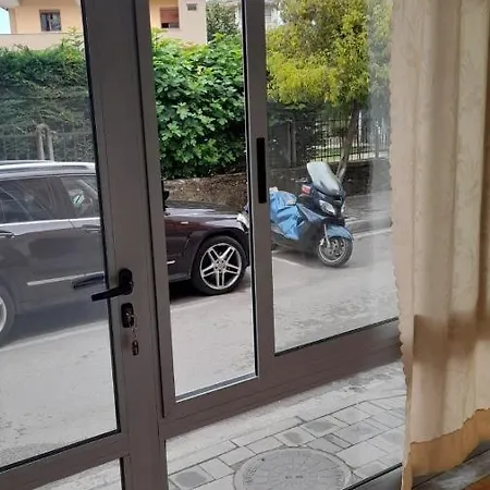 Cuka Апартаменты